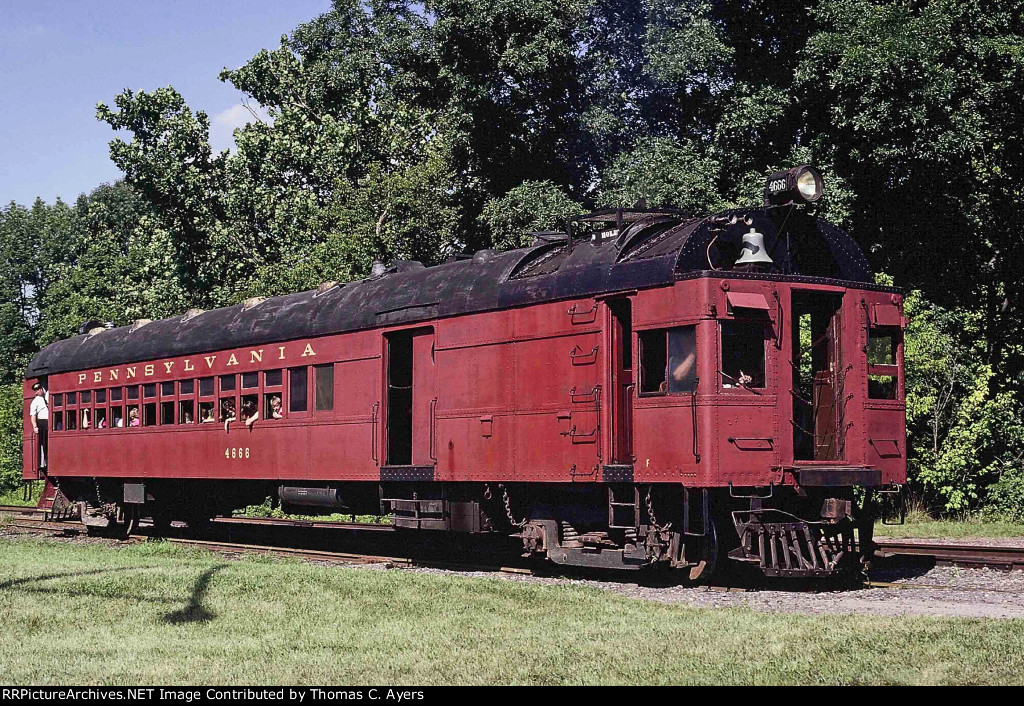 Ex-PRR 4666, "Doodlebug," 1987